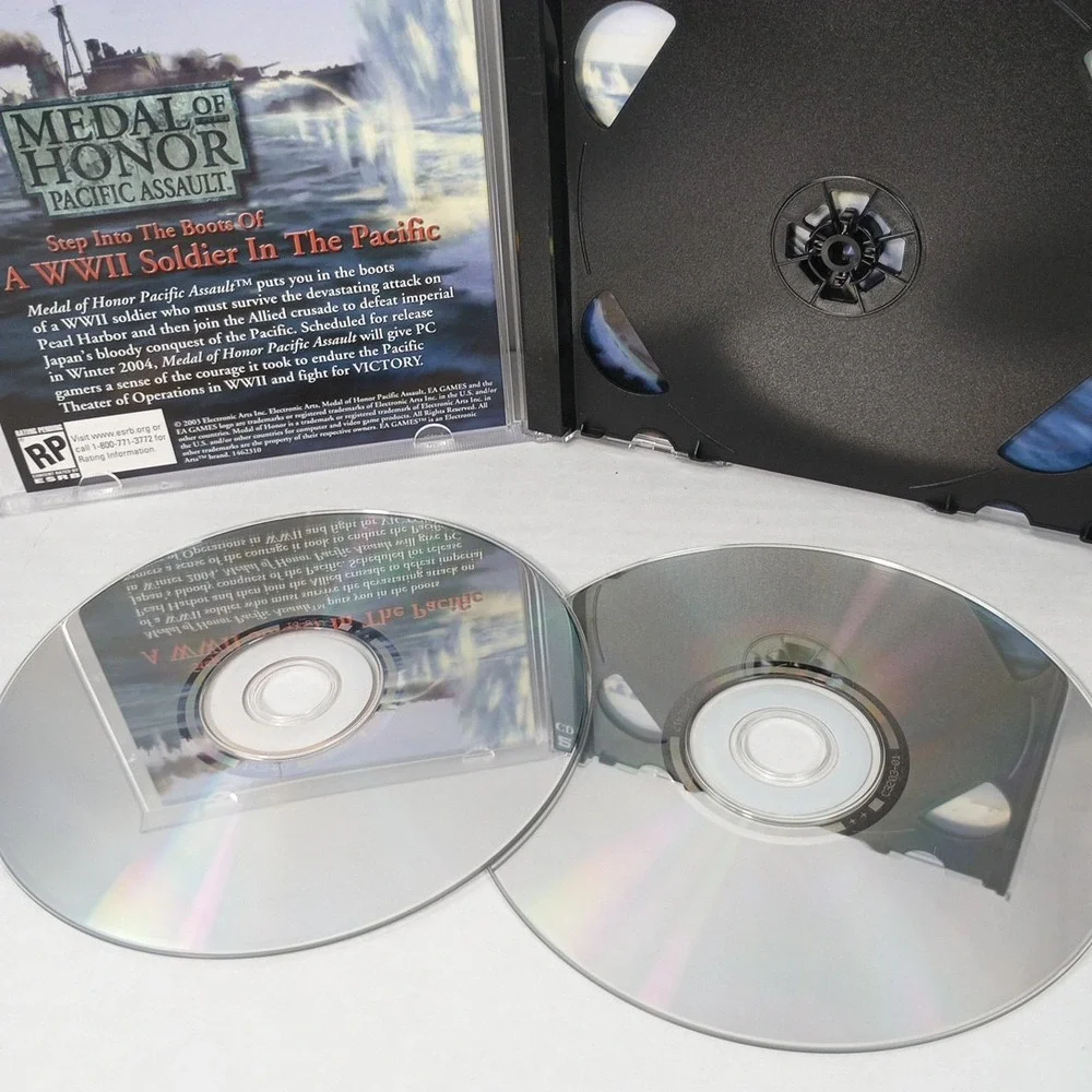 Medal of Honor: Allied Assault & Spearhead Expansion w/ Key PC Game CD-ROM 2002